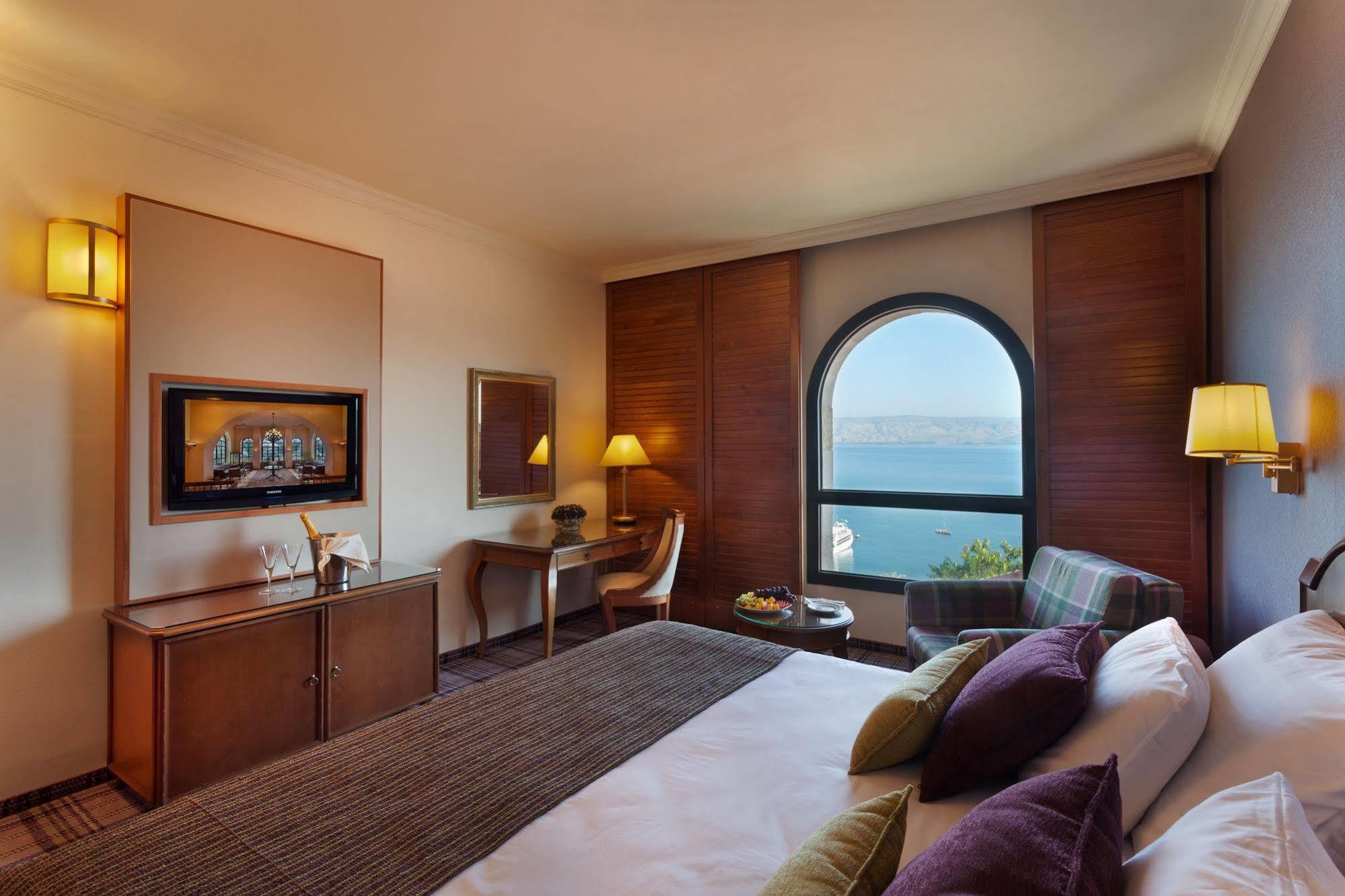 The Scots Hotel Tiberias Bagian luar foto